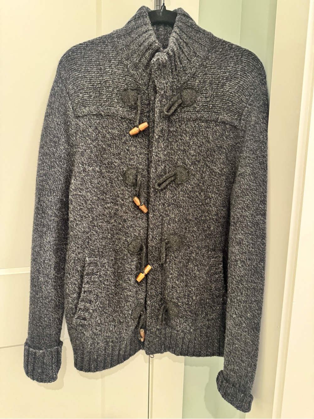 Banana Republic Men’s Chunky Knit Toggle Cardigan Sweater Gray Size M